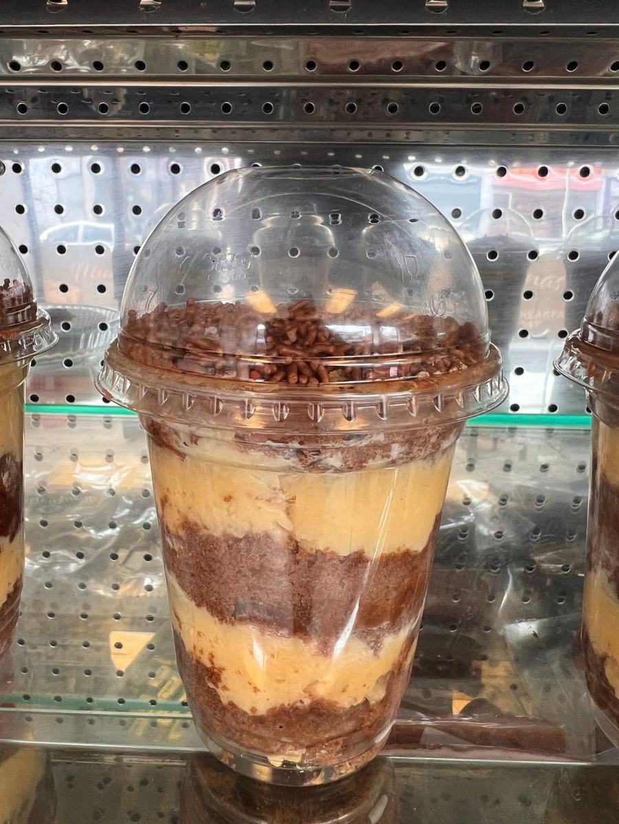 Sweet treats to take away at MJ Butequim